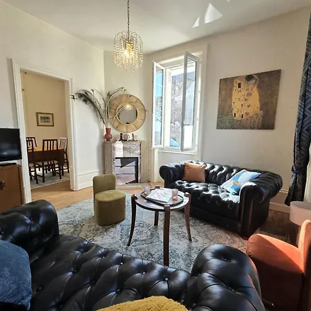 Grande Maison Pour Parenthese Citadine Angoulême